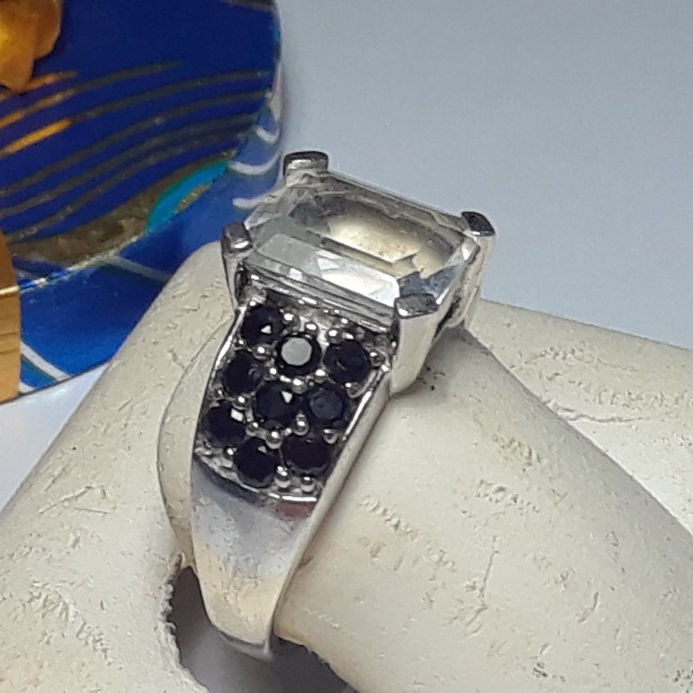 Estate 4ctw Emerald Cut White Quartz & Onyx sides Sterling Silver THL Ring#17782
